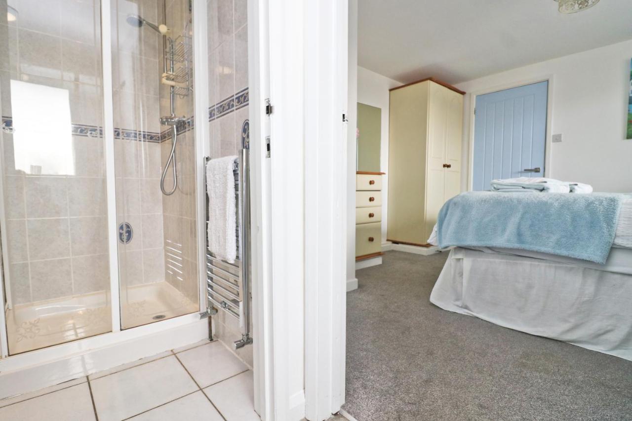 Seaside Apartment New Quay Exterior foto